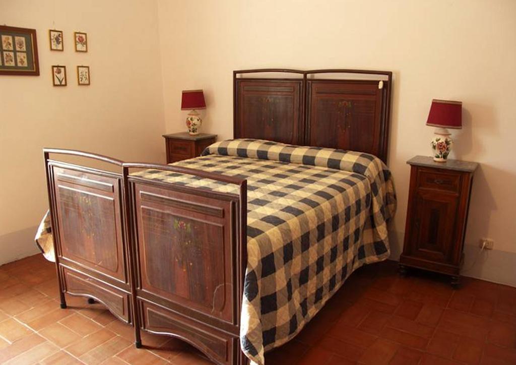 Villa Vallocchie Sarteano Camera foto